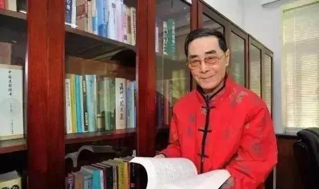 健康|花椒水泡脚比热水效果好，80岁不长白发，抗衰老，健康又长寿