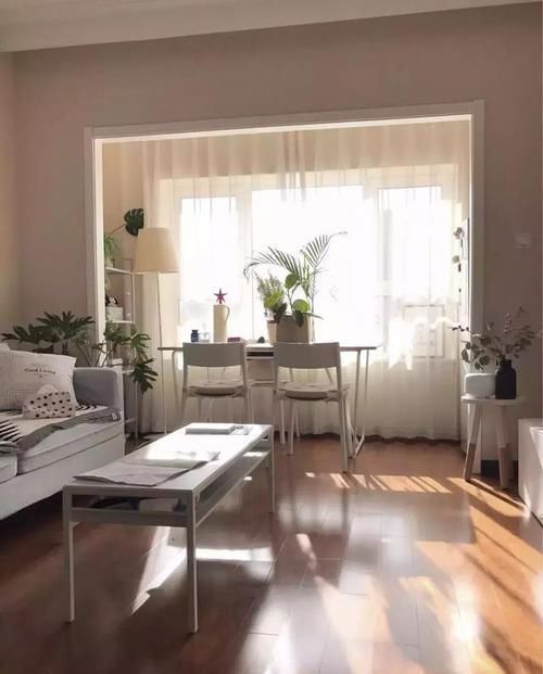 齐家青清|阳台纳入客厅后，靠窗的这1㎡居然让家里多了一间房