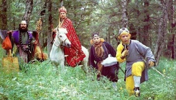 观音@他是最经典的如来佛祖,在泰国逛寺庙,发现佛牌上印的竟是自己