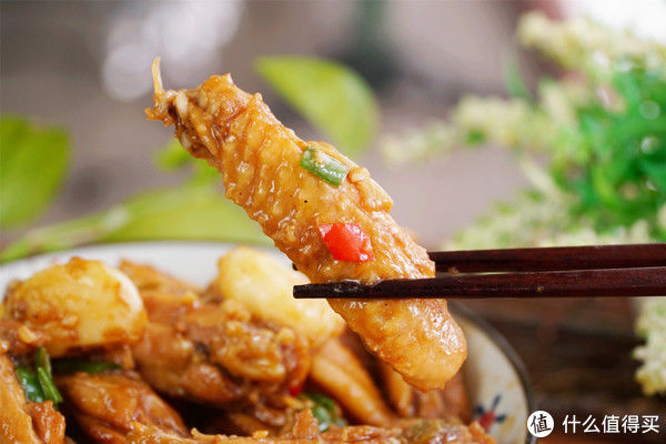 大蒜|健康饮食 篇八：天热潮湿多吃蒜，和这2样焖一锅是绝配，喷香下饭，夏天有好菜了