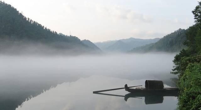 山林$苏轼最难超越的一首宋词,每一句都有哲理,下片12字更是字字珠玑