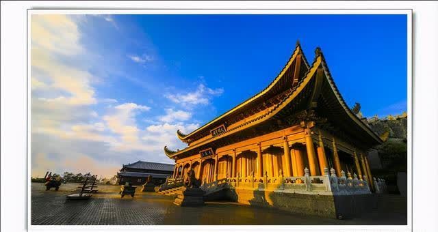 为了治疗老爹的郁闷,汉高祖乾坤大挪移,复制了一座城镇