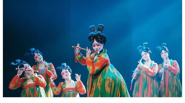 中秋晚會(huì)|央視中秋晚會(huì)被質(zhì)疑，晚會(huì)變歌唱會(huì)？邀請問題明星？期待河南衛(wèi)視