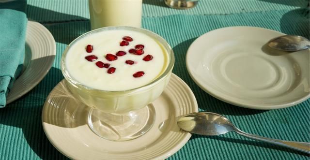 买酸奶,不要只盯着价格看,认准这“三个字”,买到的都是好酸奶