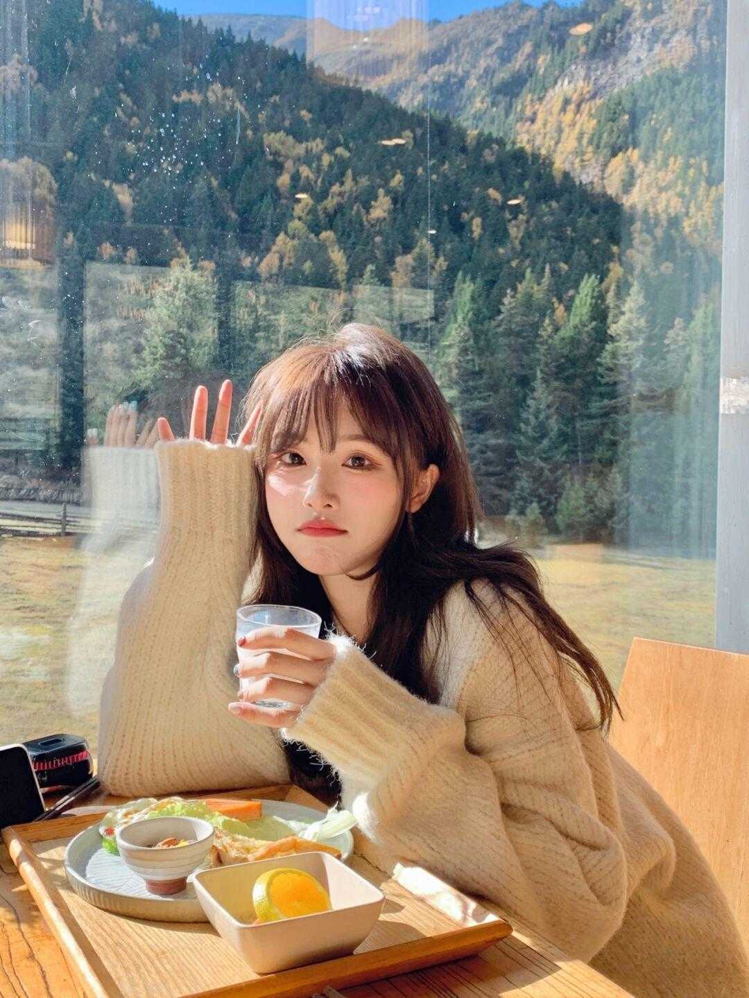 大衣 寒冬的毛衣依旧温柔,搭配大衣、羽绒服照样好看有气质