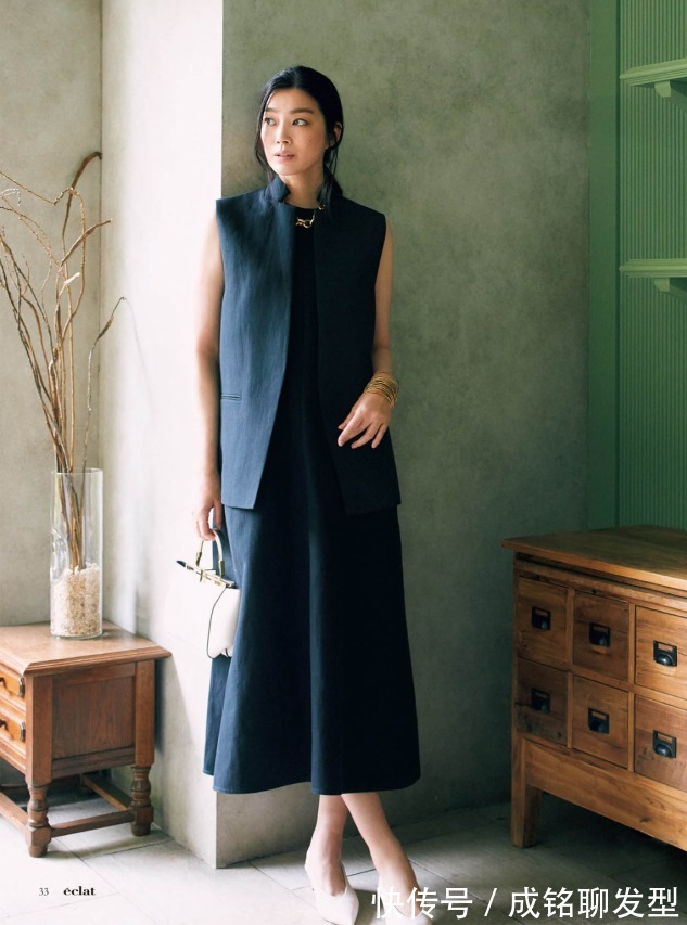 高跟鞋|50+女性这样搭配西服高级有品位,日常职场都适用,减龄又时尚