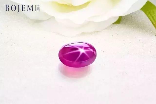 光学效应 8种珠宝界特有的光学效应,又美又神奇,能认识一半都算行家啦!