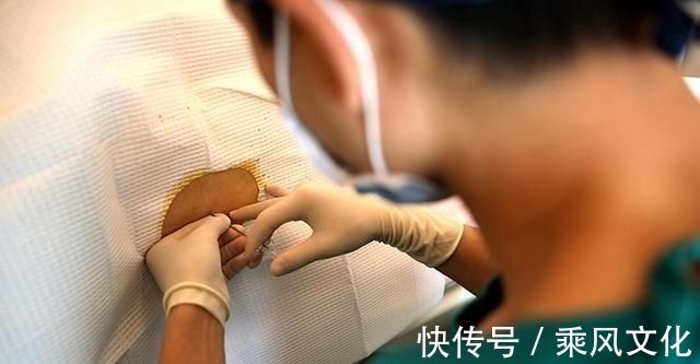 分娩|宝妈吐槽分娩时的尴尬:头胎顺产被“剃毛”,二胎剖腹产也没逃掉