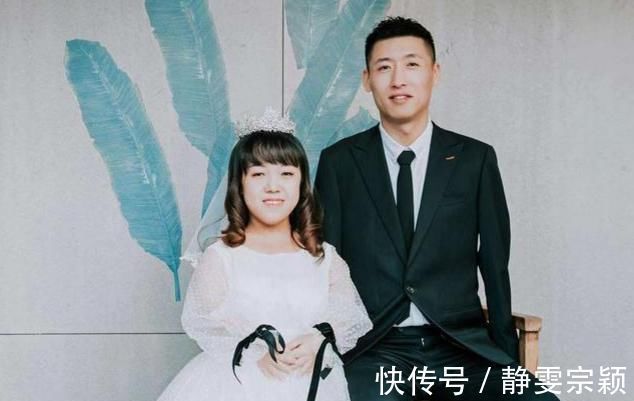 侏儒症|侏儒症女与无臂男生娃，孕期称畸形就引产，孩子出生后让人感慨！