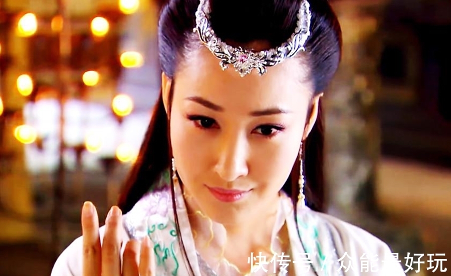 妲己$封神演义:九尾狐妲己还能怎么办?女娲娘娘是真狗,翻脸无情