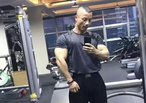 高龄|45岁才开始健身增肌,是不是已经晚了健身教练说了实话