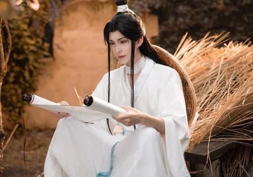 漫画|《天官赐福》花怜牛车cos,谢怜的气质很温柔,沈辞的花城好看