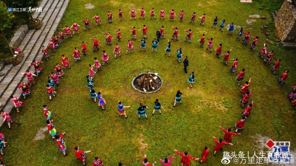 布鞋|万里走单骑:跟随“布鞋男团”成员探寻老司城,网友们,周深来了