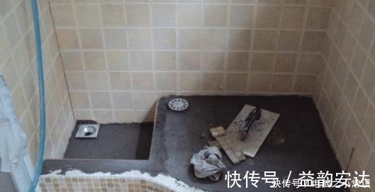 装修|头一次见阳台这样装修放洗衣机，太聪明了，排水快又隔潮