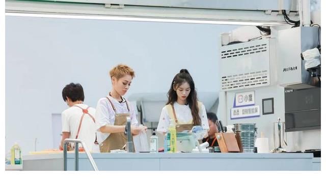 姚安娜|宁静喊话黄晓明“一定要突破”，《中餐厅5》开播