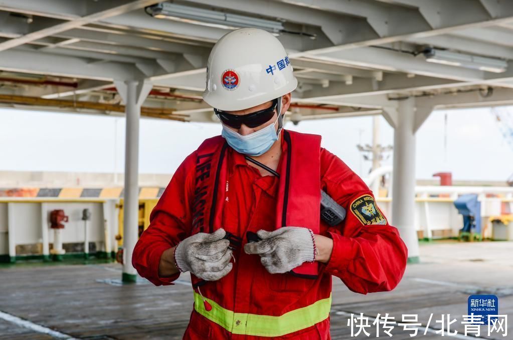 新华全媒 丨守护南海祥和 海上救助人的别样国庆 全网搜