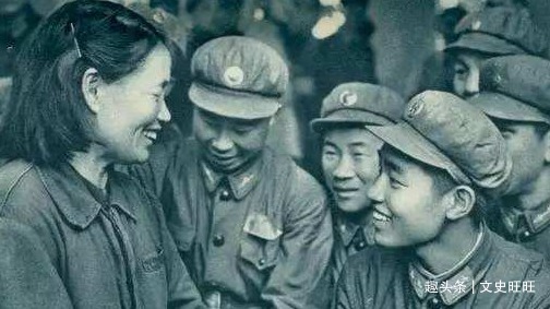 就是她一手炮制了当年的刘文彩水牢故事,冷妈妈