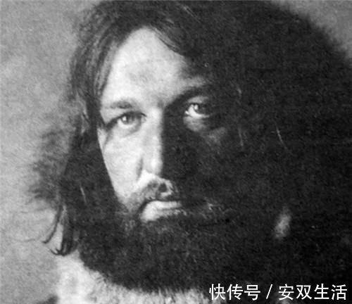 贝爷|史上最牛探险家，比贝爷还猛，用粪便做刀，从10米冰层下逃出生天