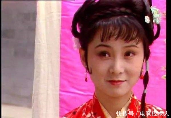 端午节|端午节白天，晴雯骂袭人做了丑事，傍晚她便把睡觉的位置让给晴雯