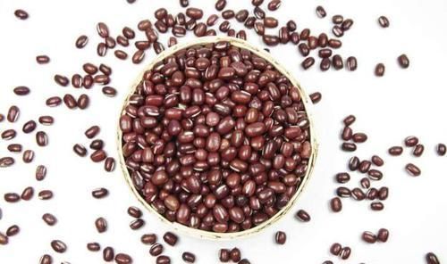 食物|女人来“大姨妈”时,多吃这6种食物,排除“污血”,子宫更干净