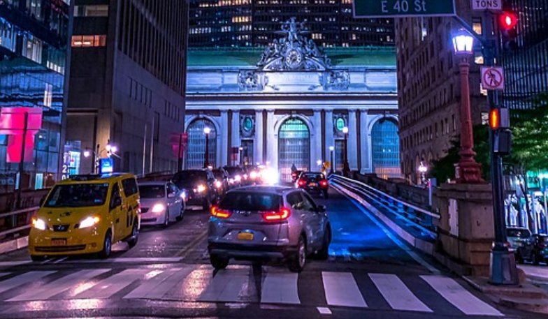 百度|RoboTaxi，明天不会更好