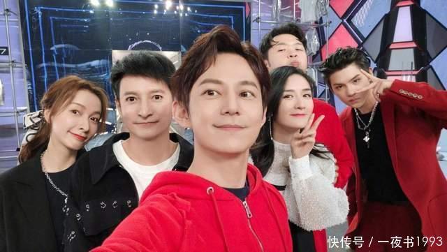 王凯 快本被批“谁红谁上”,导演回应争议,李易峰、王凯都曾做背景板