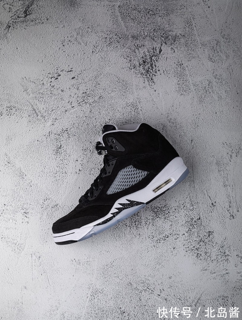 降价 黑银脚趾只要千元!今年AJ集体降价快抄底!真怕冬天又涨价!