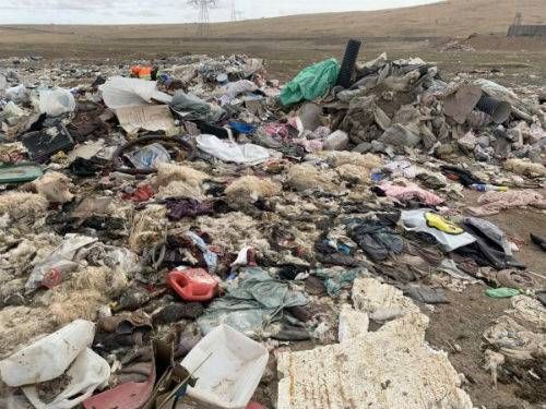 西大滩 青藏高原可可西里地区再现巨大露天垃圾带