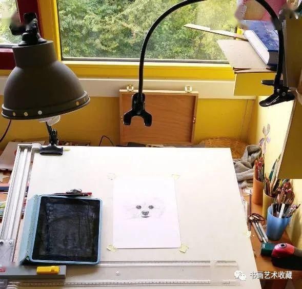  美女|一匹马画了16年！美女学渣逆袭成功，坚持下来很酷！