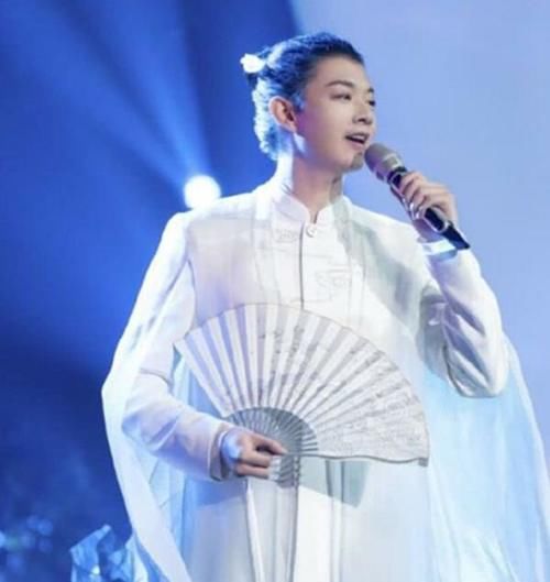 欧阳靖|《哥哥的滚烫人生》一公,路透来啦!多的是你不知道的事......