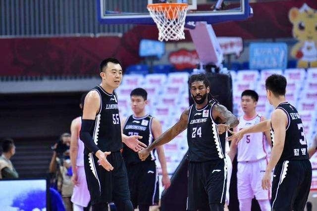 辽宁男篮|韩德君伤情报告正式出炉,辽宁男篮雪上加霜,杨鸣这回麻烦了