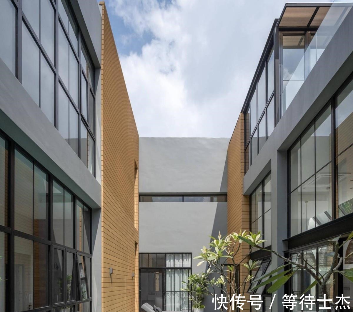 花园|满足了我对豪宅想象!下有庭院泳池,上有露台花园,在家照样度假