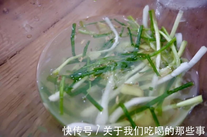 鲜嫩|厨师长:调肉馅要“油水多,1料不能放”,鲜嫩多汁,香浓没腥味