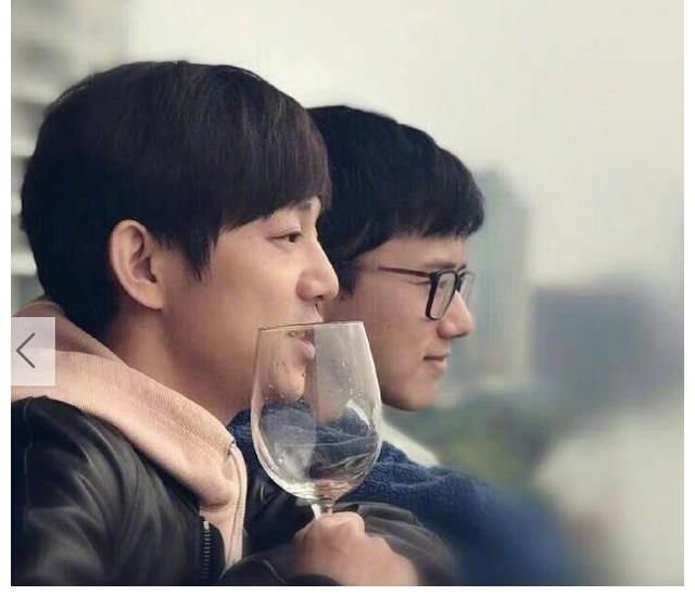 曾毅、郁可唯用温暖两字评价何炅，张杰谈何炅更是激动的落泪
