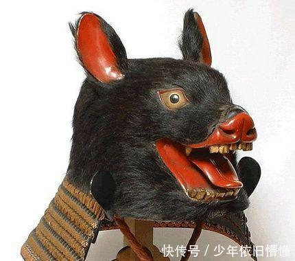 武士们|史海钩沉笑死人不偿命，看看日本武士的头盔是如何秀出天际的！