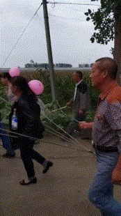 |搞笑GIF趣图： 吓我一跳，其实我第一眼没看出来