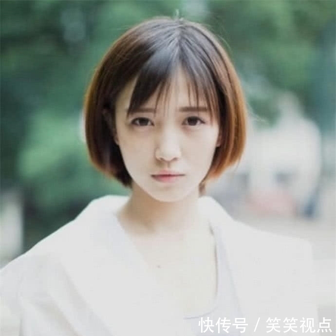 开学|手笨到只会扎马尾那就干脆剪个“开学系短发”