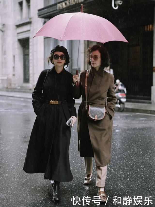 50岁的女人穿搭要做减法，冬季学三木母亲这样穿，优雅又高级