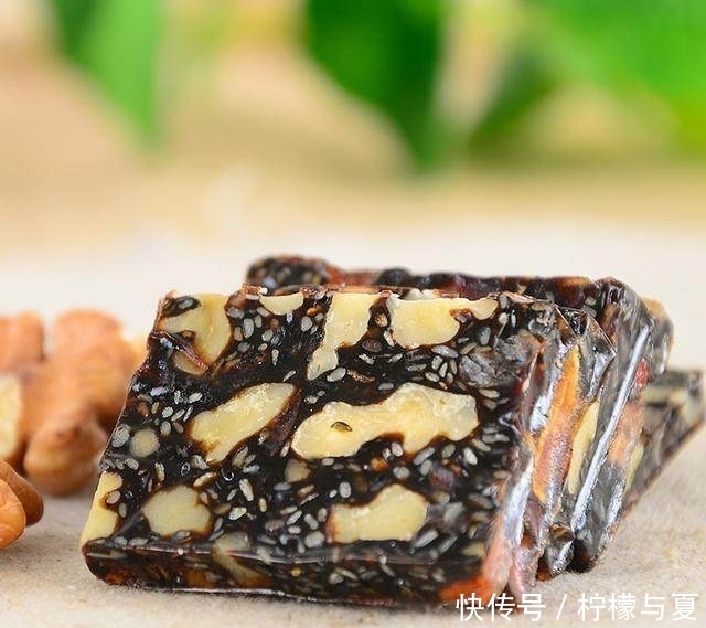 女人過了40歲,就該多吃堿性食物,補充天然雌激素,越吃越美麗