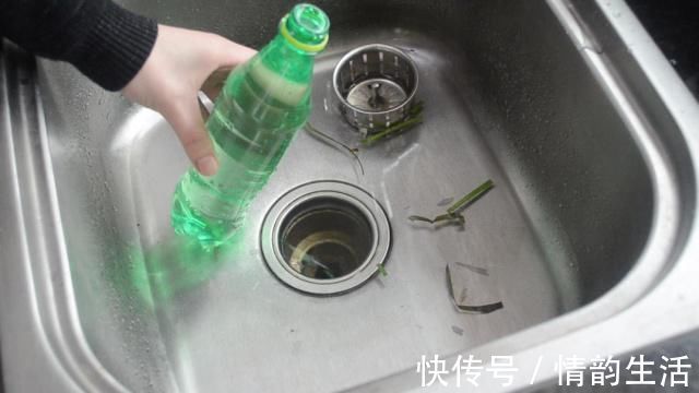 下水道|洗碗池里放一个塑料瓶，作用真厉害，我也是刚知道，尽快告诉家人
