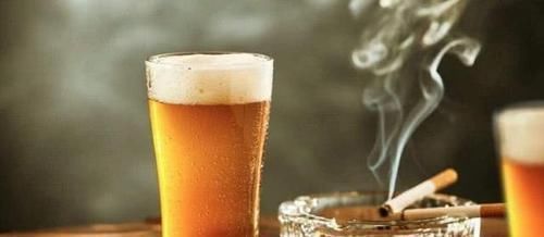 抽烟喝酒|人到中年要开始为长寿谋划,戒掉这3件傻事,哪怕是一件也是成功