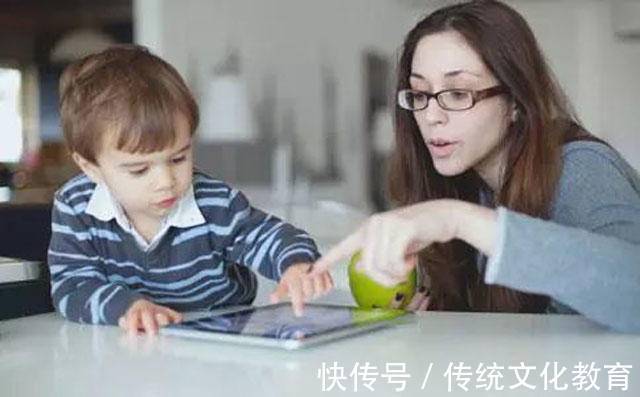 家庭教育|爸妈背熟5句话,经常说给孩子听,你会发现你的孩子也是一个天才