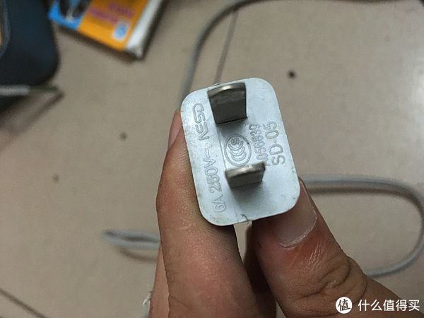 杆杆|还没流行就被抛弃:宜家低压卤素台灯B0715