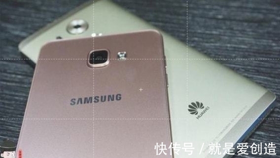 华为手机|美国封锁下,2021年,华为销售额6340亿,大跌近30%!三星呢?