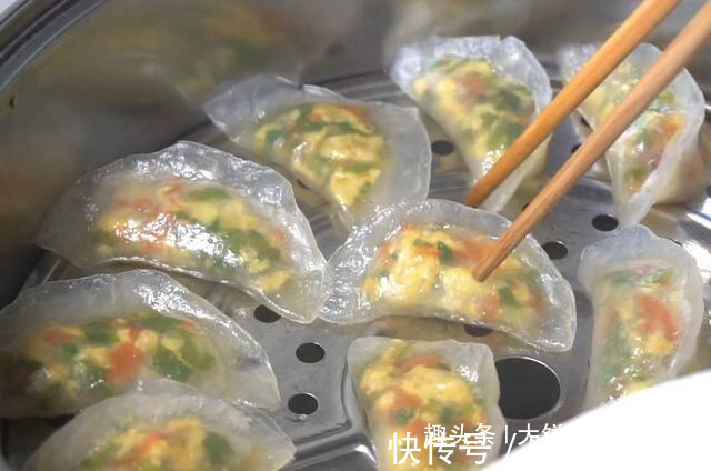爱吃饺子的有福了，此素馅家人第一次吃，鲜香味美，上桌吃不够