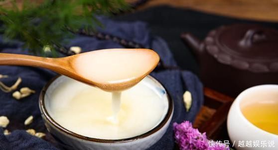 蜂蜜|藏在身边的“胶原蛋白”食物,女人别不舍得吃,美容养颜抗衰老