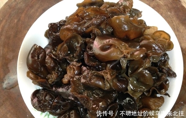 这菜切记不能隔夜吃,放进冰箱也不行,家有老人要注意!