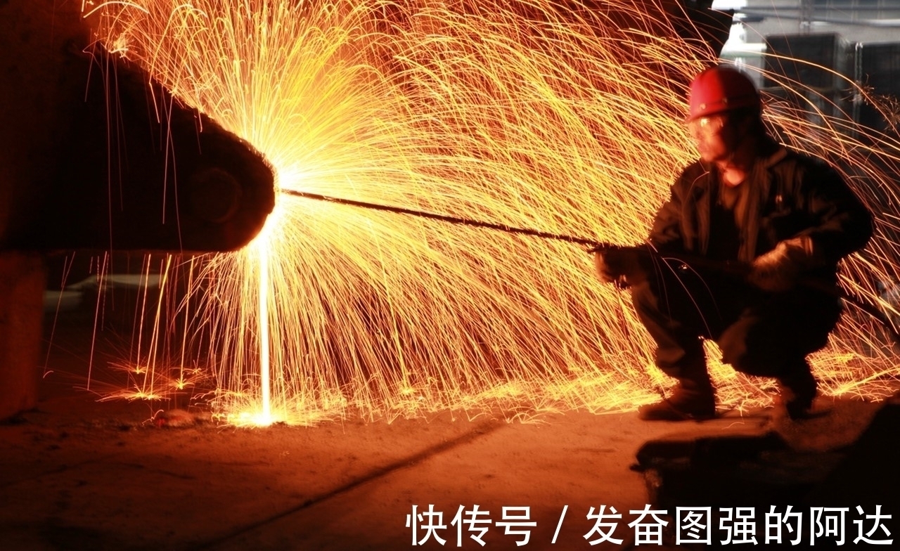 兵器#现代的刀剑拿到古代,在兵器榜上有排名吗?大概位于什么水平?