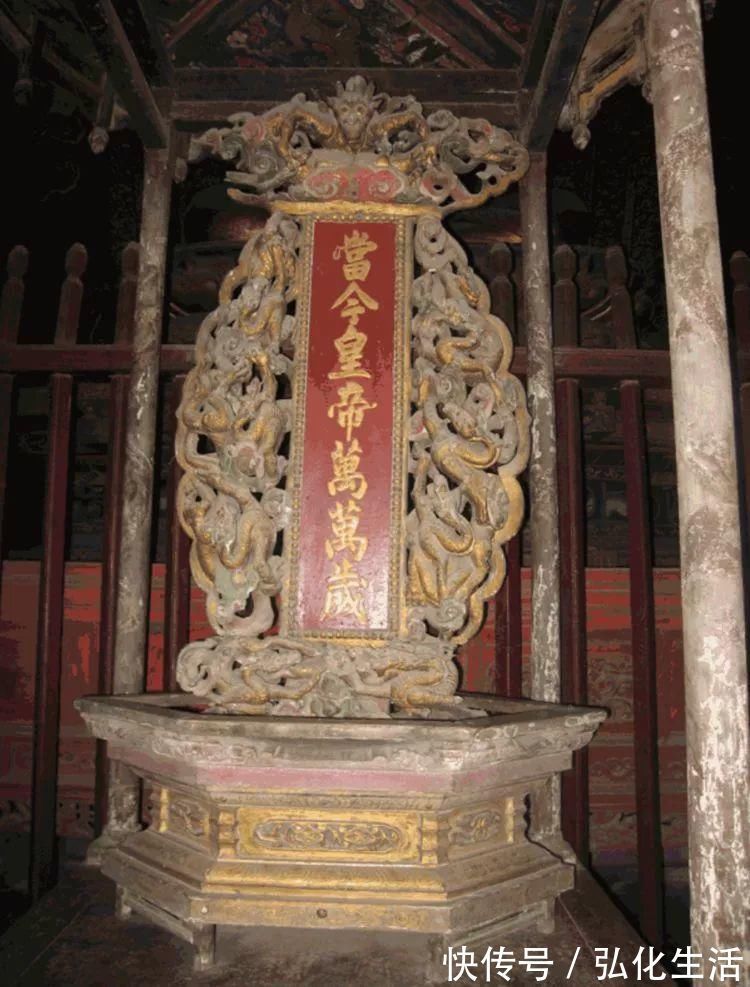 报恩寺|中国“最奢侈”的寺庙，全寺用楠木建成，共雕刻有9999条龙