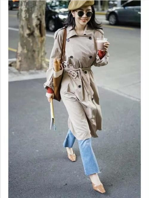 驼色风衣内搭怎么穿？这6套搭配范本高级时髦有气场，美得刚刚好